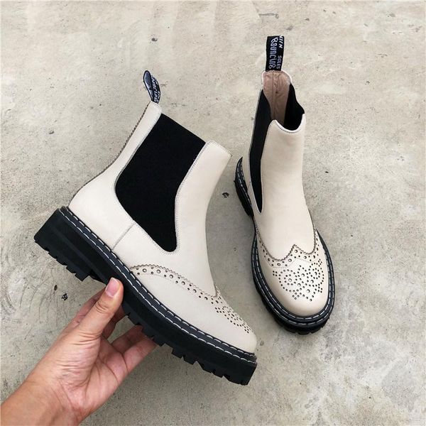 

2020 flat boots women fashion genuine leather elastic ankle botas mujer shoes woman fretwork ladies short boots black new1