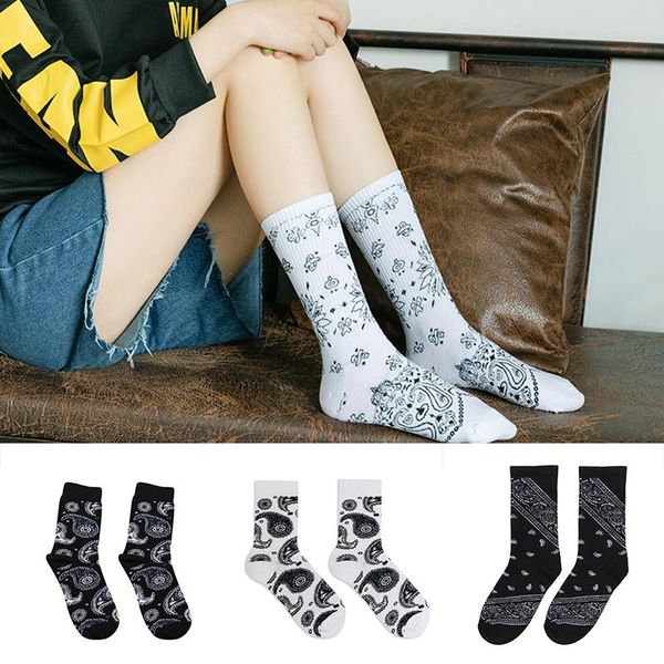 

cotton casual sock cashew flower pattern 1pair breathable mid tube socks hiphop style couple funny sports socks, Black