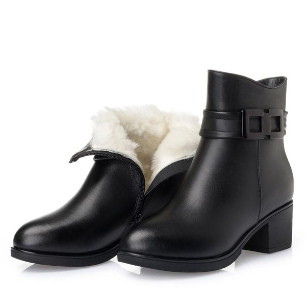 

boots 2021 elegant fashion warm autumn and winter women genuine leather shoes woman inside plush wool snow, Black