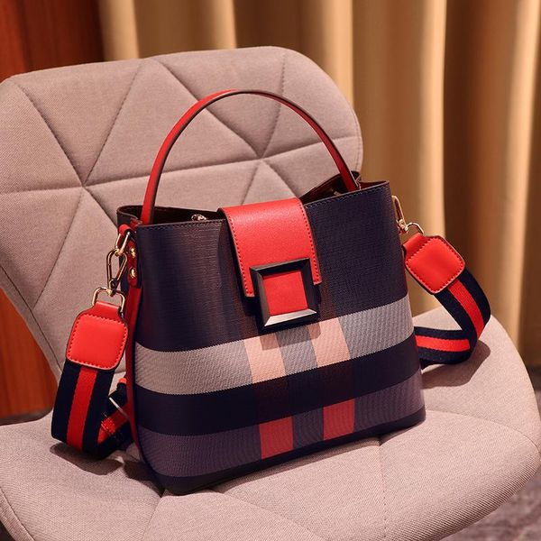 

классическая клетчатая винтажная сумка в европейской американской сумке big-name слушающая сумка на плечо проверьте ретро ведро сумка больша