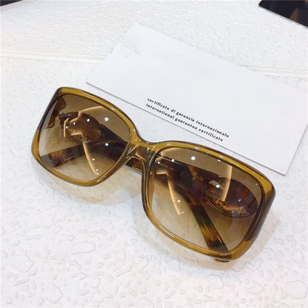 

8062 sunglasses women and men charming square fashion fashionable glasses diamond plate full frame anti-uv sunglasses in box, White;black
