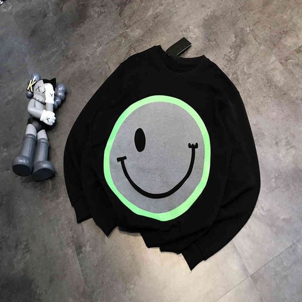 

2022 factory wholesale new early autumn big smiling face embroidery micro standard round neck pullover casual sweater for lovers, Black