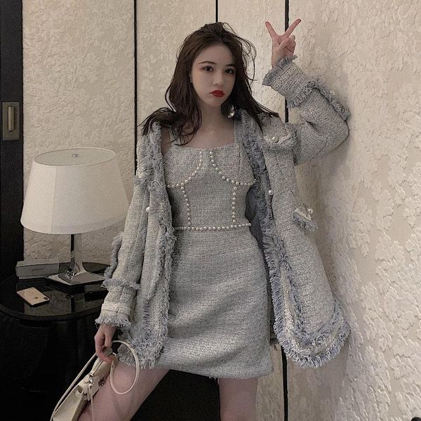 

ewq] 2020 зимний синий твид костюм отключить воротник одиночный грубовый бисером минималистский свободные клетки кардиган + платье слинг 8q, Gray