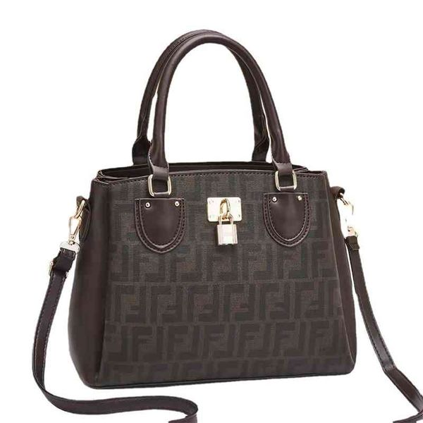 

factory store shop new large capacity textured trendy pattern single shoulder messenger portable color contrast women's bag