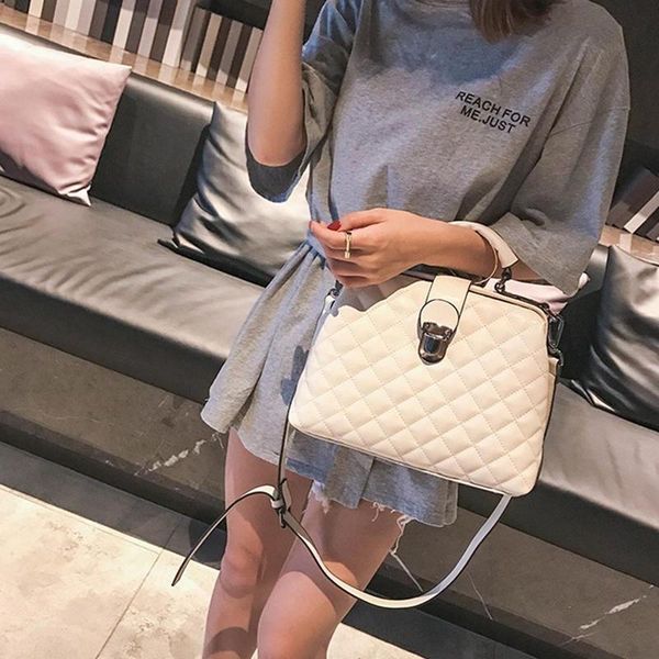 

tote bag 2021 fashion new diamond lattice leather women's designer handbag lingge chain shoulder messenger bag 2021