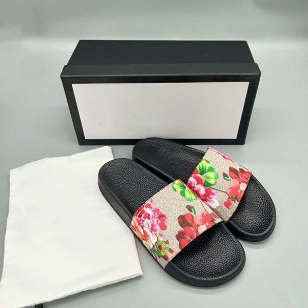 

2021 women men slides summer slippers beach indoor flat sandals flip flops sandal with box eur35-46, Black