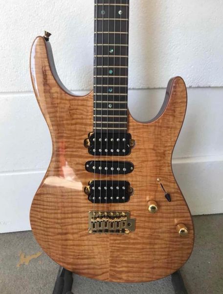 Custom Grand MK1 Deluxe E-Gitarre aus Naturholz