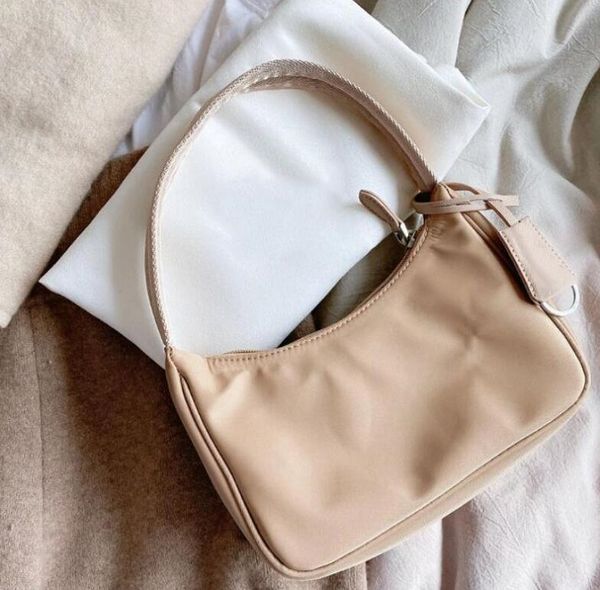 

2020 lady shoulder bags handbag fashion baguette nylon lady underarm bags with box