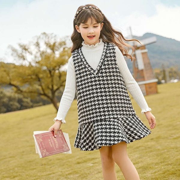 

new china girls' winter drs 2020 universi korean tweed children's svels plush vt skirt, Red;yellow