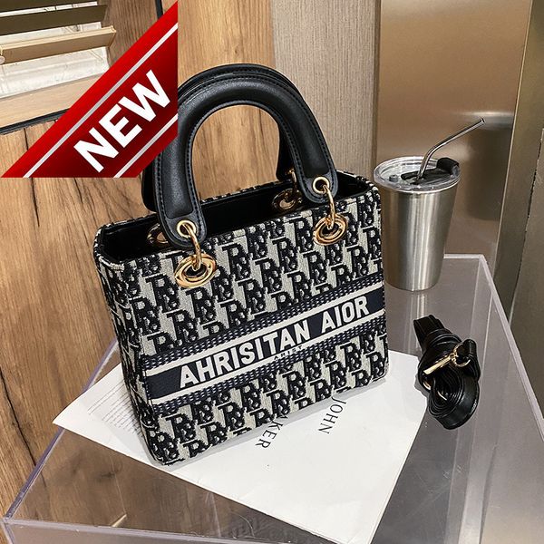 

women's 2022 autumn winter new small square fashion portable princess bag printed letter one shoulder messenger
