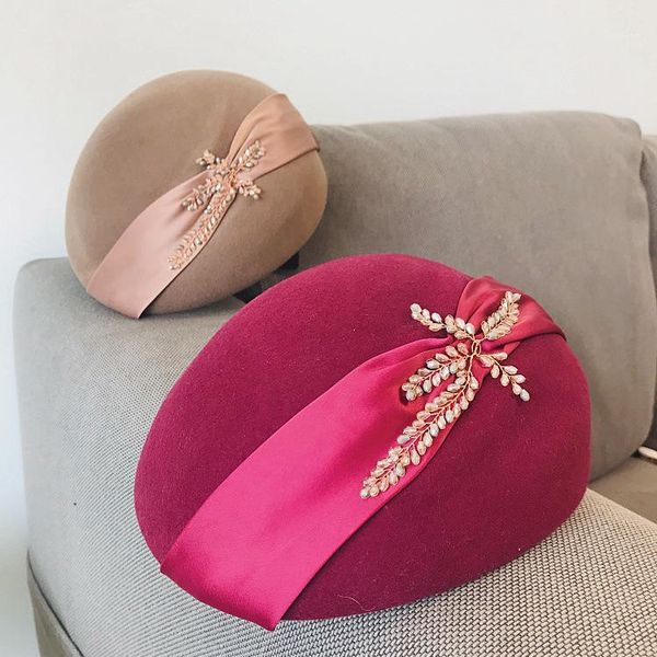 

berets 2021 elegant ladies autumn zbow handmade rhinestone beading leaves fedora cap pure wool pillbox warm female hat felt cap1, Blue;gray