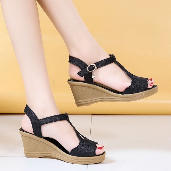 

summer new sandals female fish mouth round head wedge heel fashion ladies sandals waterproof platform t200327, Black