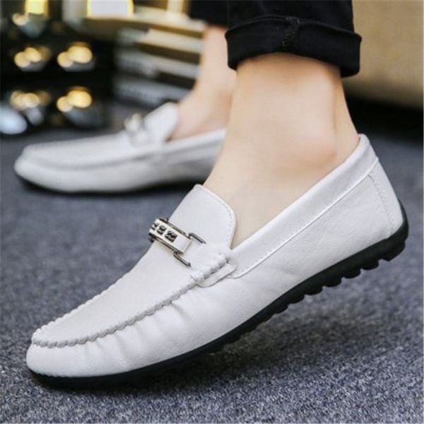Homem de luxo mocassim sapato couro 2022 homens novos sapatos casuais marca tendência homens mocassins deslizamento em homens apartamentos dirigindo sapatos branco