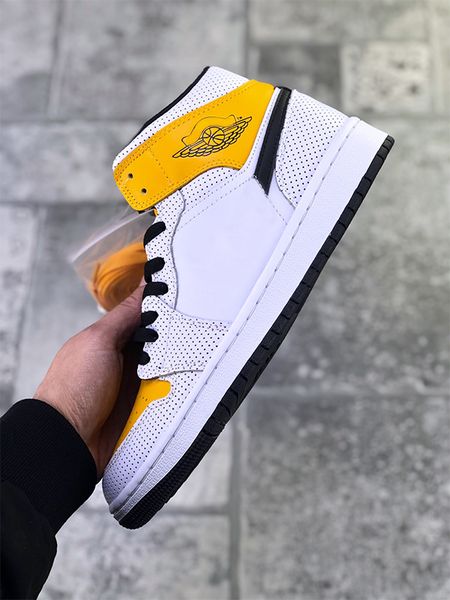 

jumpman 1 i og mid nrg men women basketball shoes laser orange 1s designer shoes white yellow sports sneakers mens trainers, White;red