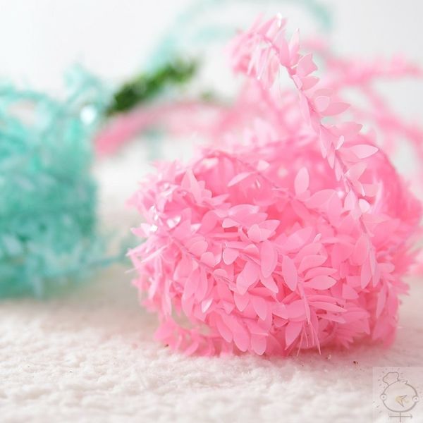 

2021 latest strip 7.5m iron simulation wire plastic plant green leaf flower grass rattan lacing christmas decoration new