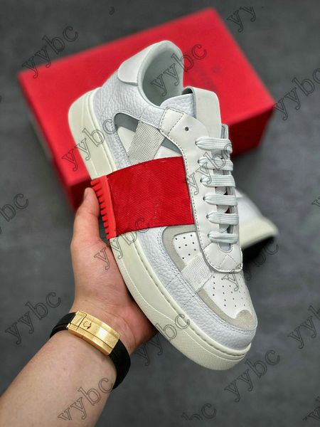 

mens rivet calfskin vl7n leather sneakers luxurys designers womens sneakers runner trainers designer flats oversized casual shoes
