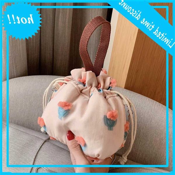 

quality embroidery bags women small emmer shoulder messenger bag vintage handbag women's crossbody task
