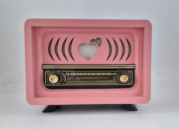

radio nostalgic pink wooden with bluetooth feature and adapter