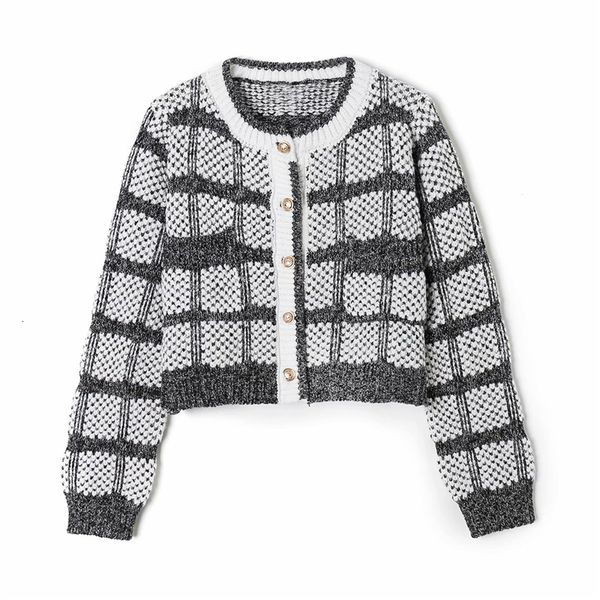 

2021 new elegant women o-neck button sweater short coats fashion ladies plaid knitted streetwear female chic pocket blouse 9wa7, White;black