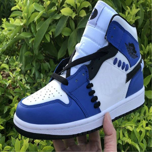 

2020 new basketball shoes 1 mid se game royal sisterhood designer shoes black white blue chaussures 1s trainers sneakers size 36-45