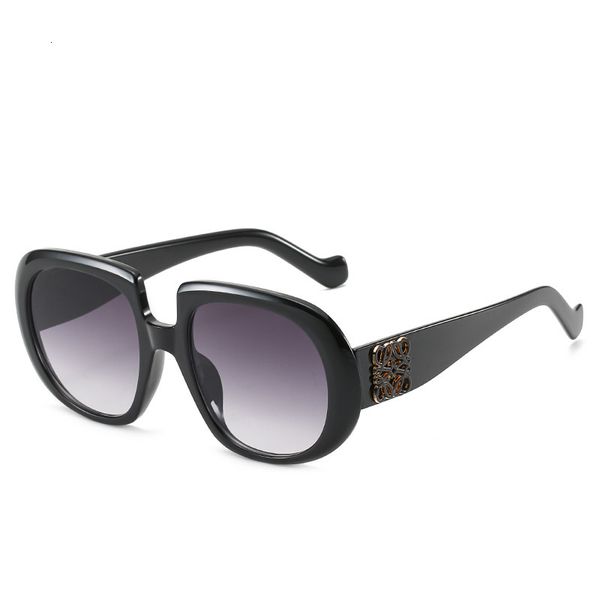 

new personalized oval large frame women's sunglasses fashion silver flash frame sunshade sunglasses 2176 designer aws, White;black