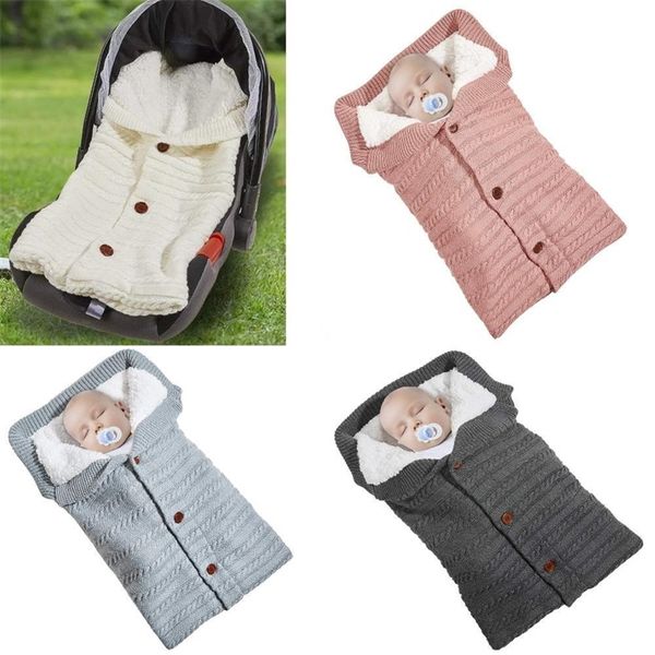 Sacchi a pelo caldi del bambino appena nato per le ragazze Infant Button lavorato a maglia Swaddle Wrap per i ragazzi Soft Swaddling Passeggino Coperta del bambino LJ201023