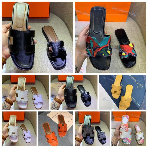 

2021 wholesale slippers cut out summer beach sandals designluxe marque fashion women slides outdoor slippers indoor slip on flip, Black;red