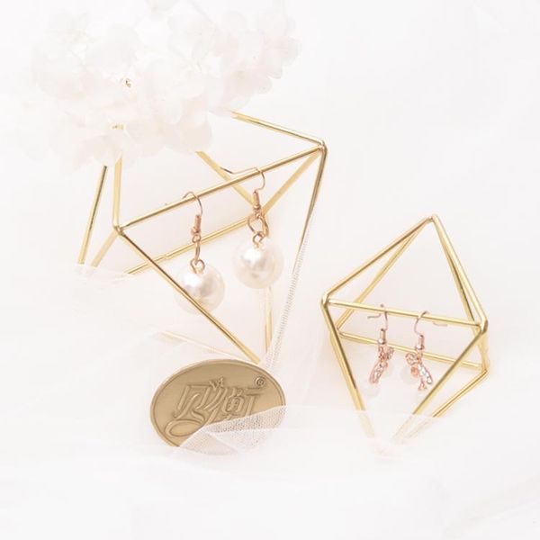 

vintage metal geometric earrings display stand jewelry display holder earrings rack, Pink;blue