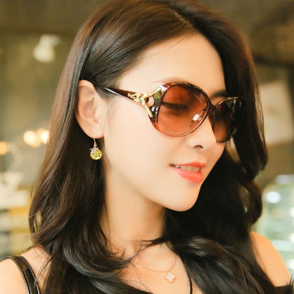 

star model 2019 new sunglasses glasses round face women's korean fashion version personalized online red