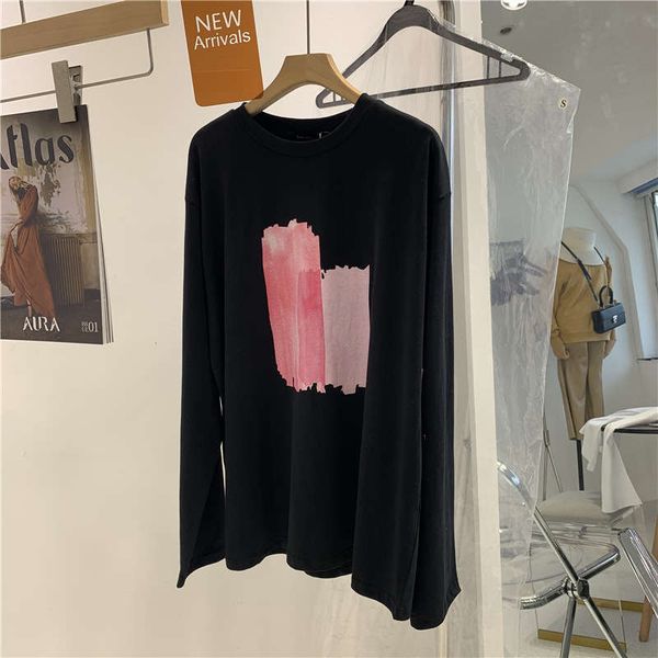 

net red long sleeve t-shirt for women pure cotton, fashionable and abstract oil color printing, lazy style, thin bottomed t-shirt, Black;brown