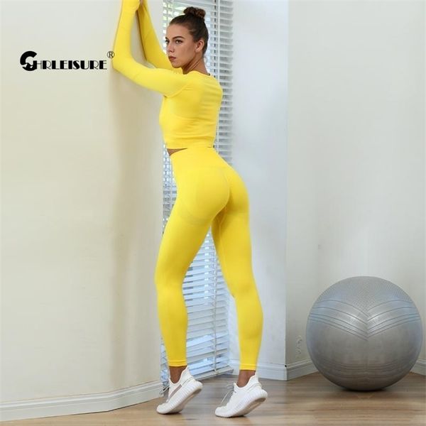 

chrleisure long sleeve sports set solid fitness yoga set push up gym suit hip lift high waist leggings shockproof bra sportswear 220217