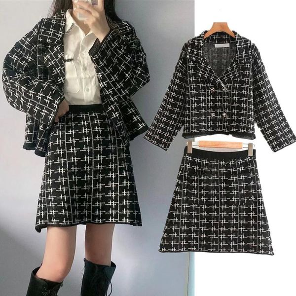 

women's tracksuits withered enlgand style office lady elegant metallic line knitted short blazer jacket mini skirt women faldas two pie, Gray