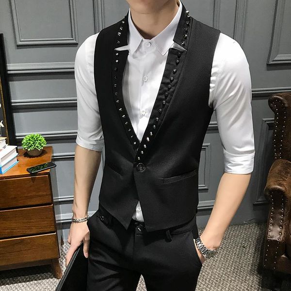 

men's vests 2021 design dress vest men personality rivet decoration singer stage performance waistcoat party host's gilet, Black;white