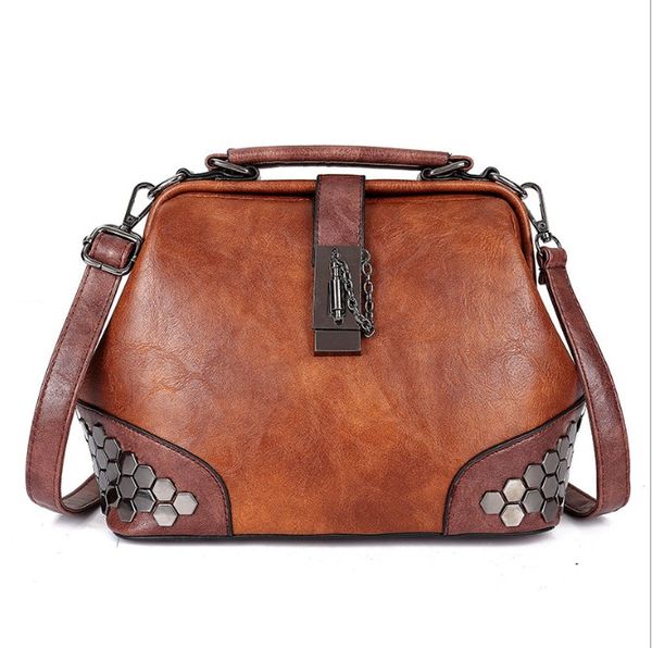 Moda kadın çanta yeni kilit perçinleri vintage pu deri crossbody omuz çanta bayanlar doktor çantaları kadın kılıf