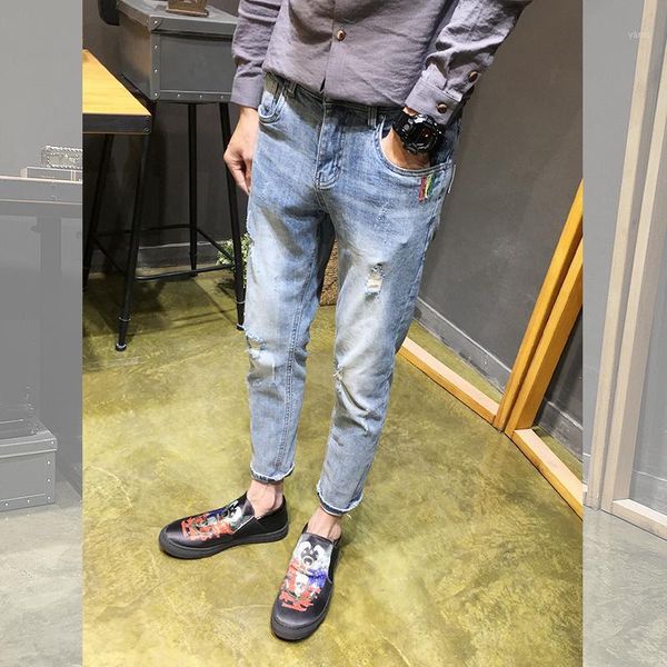 

2019 spring and summer new korean version of the tide simple loose tight elastic social wind casual retro hole jeans size 28-361, Blue
