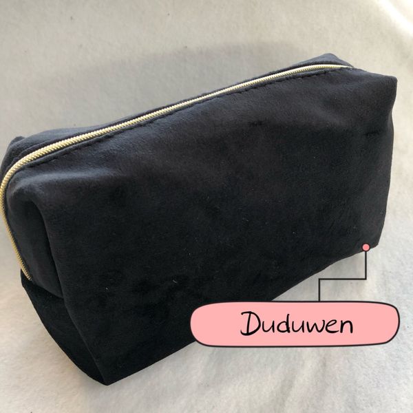 

fashion valvet makeup bag with luxury embroidery letters fashion beauty cosmetic case makeup organizer for y collection