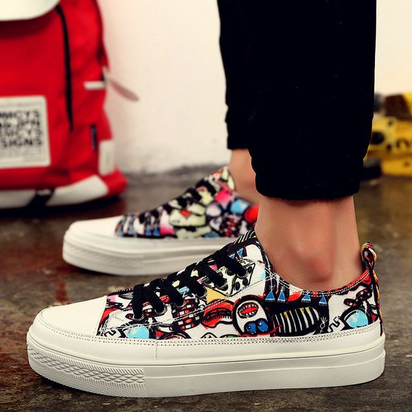 

summer light lace rubber flat outdoor sports and leisure trend male canvas shoes casual zapatos of hombre, Black;brown
