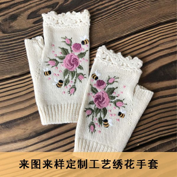 

autumn and winter bee floret ins embroidery women' warm gloves woolen knitting gloves, Blue;gray