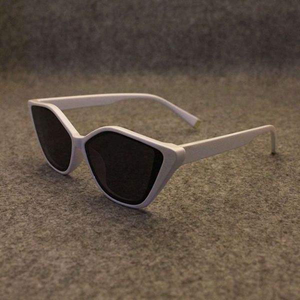 

small face white frame trampy sunglasses cat's eye sunglasses couple men's fashion personality women's red concave shape, White;black