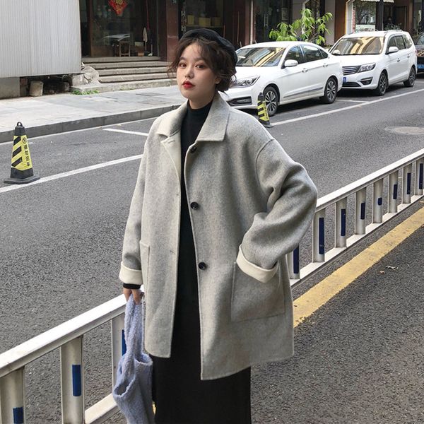 

wear new winter coat of the year 2020 rqcd, White