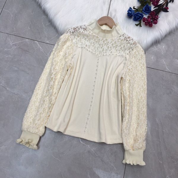 

2021 ранней весной новые женские полусодержащие шеи растягивающиеся вязаные женские дна рубашки с утолщенным западным стилем кружевной рубаш, White