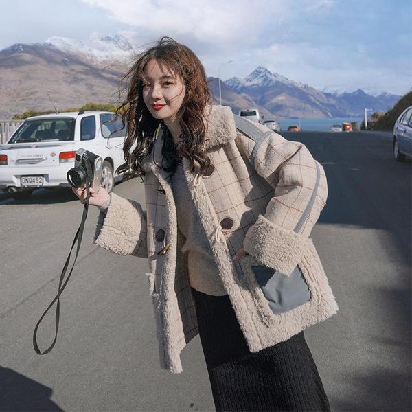 

lamb hair short grid jacket women's autumn/winter 2020 new women's small fragrance stitched cotton clothes horn buckle, Black;brown