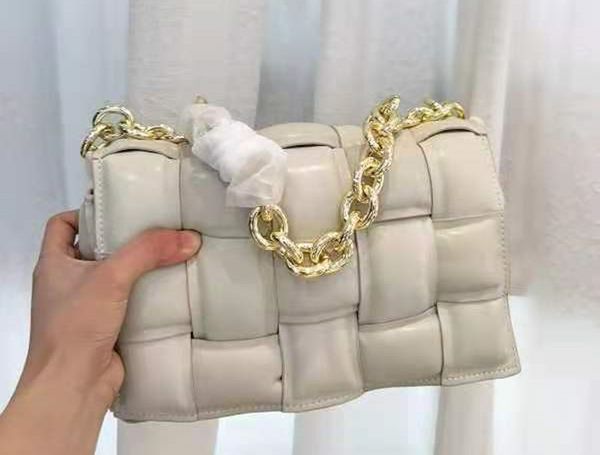 

новый стиль женские поперечины сумка с металлической цепи ремень