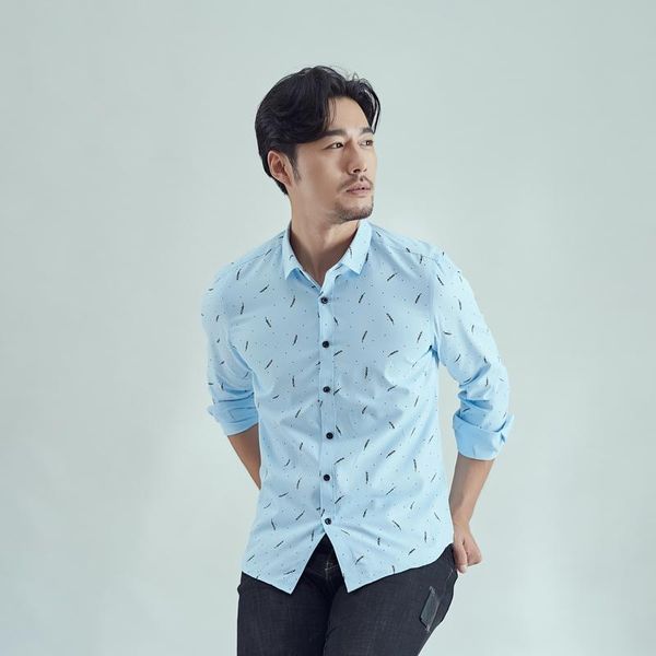 

mens dress shirts casual feather printed letter buttons men's fashion long-sleeve shirt, White;black