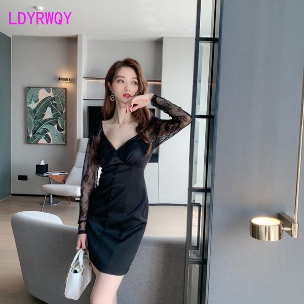 

autumn 2021 women's women's lace stitching slim wrap dress, Black;gray