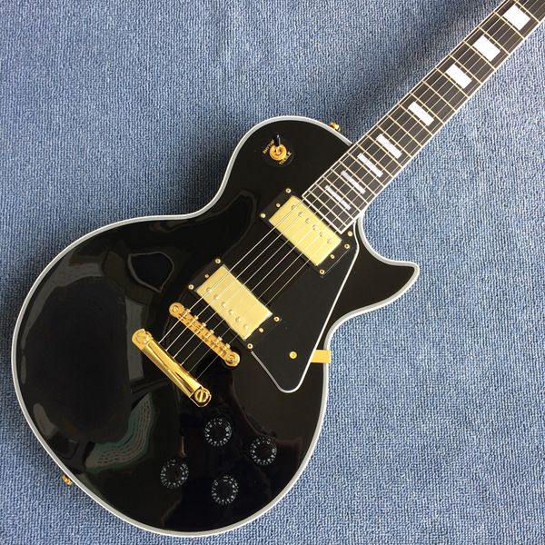 

classic brand electric guitar, made of high-quality mahogany solid wood, professional performance level, delivery to home.ebony fingerboard,