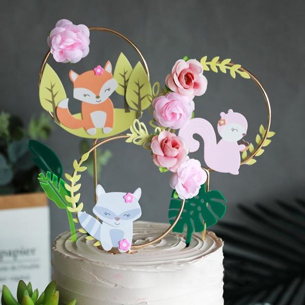 

1pcs beautiful forest animal theme cake decoration squirrel flower wreath garland cake er child birthday party