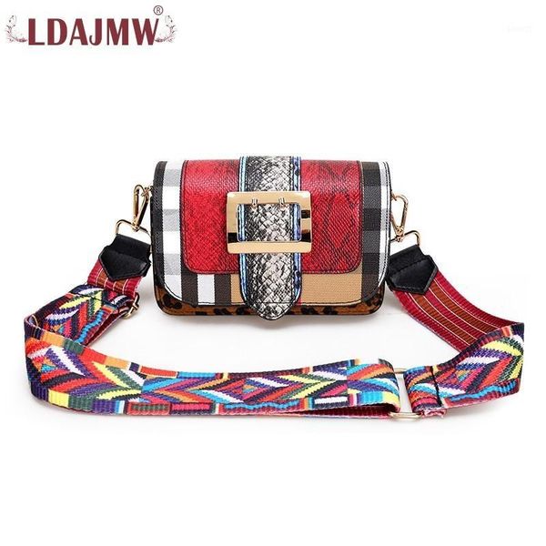 

trendy fashion show field wild hit color ladies small square bag wide shoulder strap pu material ladies pattern messenger bag1