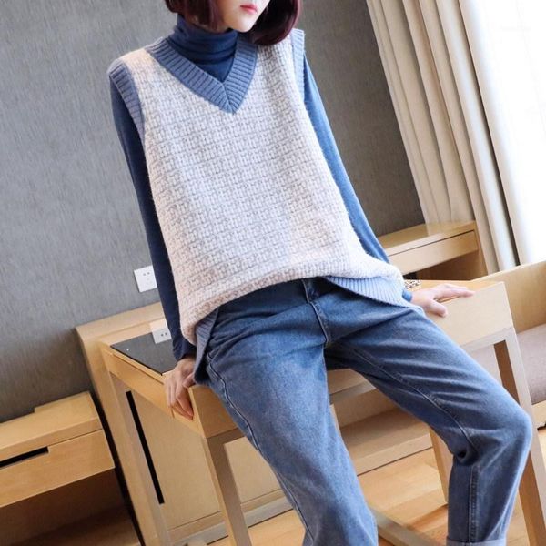 

ladies contrast sleeveless knitted vest autumn and winter outwear knit casual vest 2020 new strap v-neck sweater fashion1, Black;white
