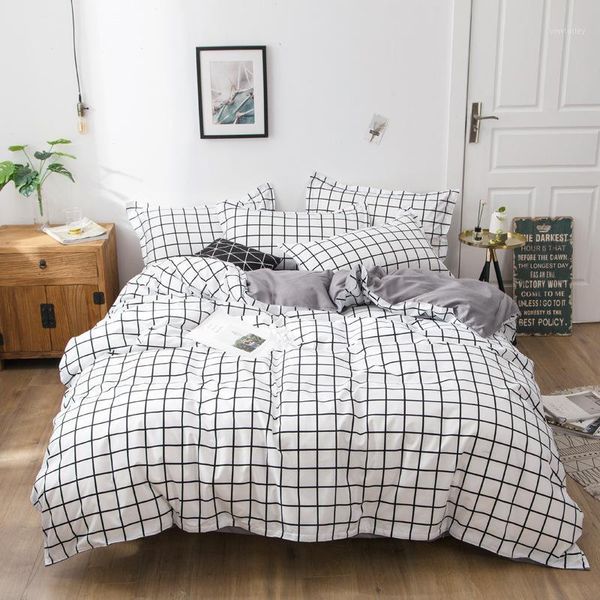 

bedding sets classic black white grid set fashion polka dot double bed linens cover quilt pillowcase shinging star pattern1